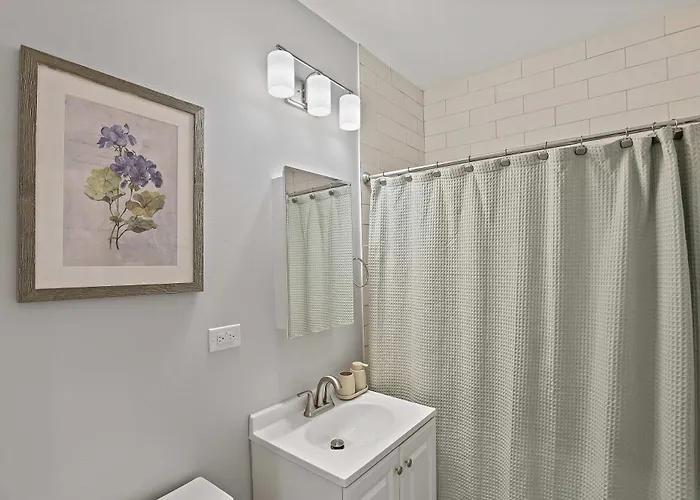 Spacious 5br 2ba *