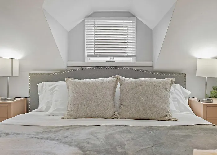 Spacious 5br 2ba